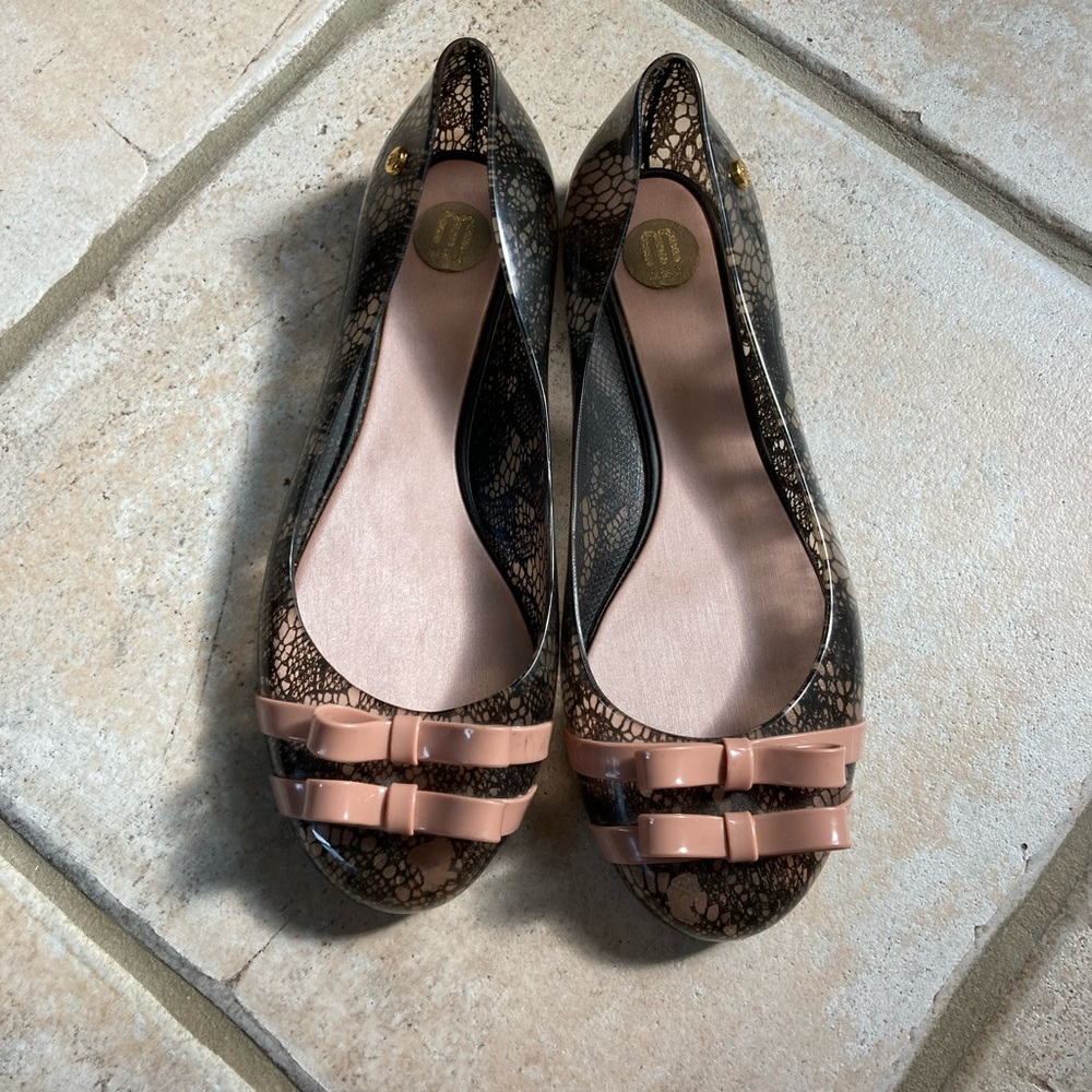 Miss Melissa Lace Ballet Bow Flats - Size 7